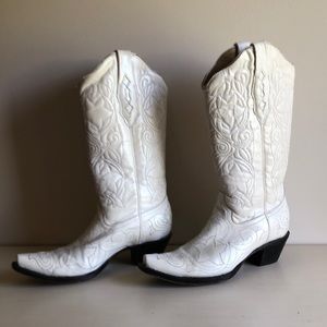 Women’s Cowboy Boots.